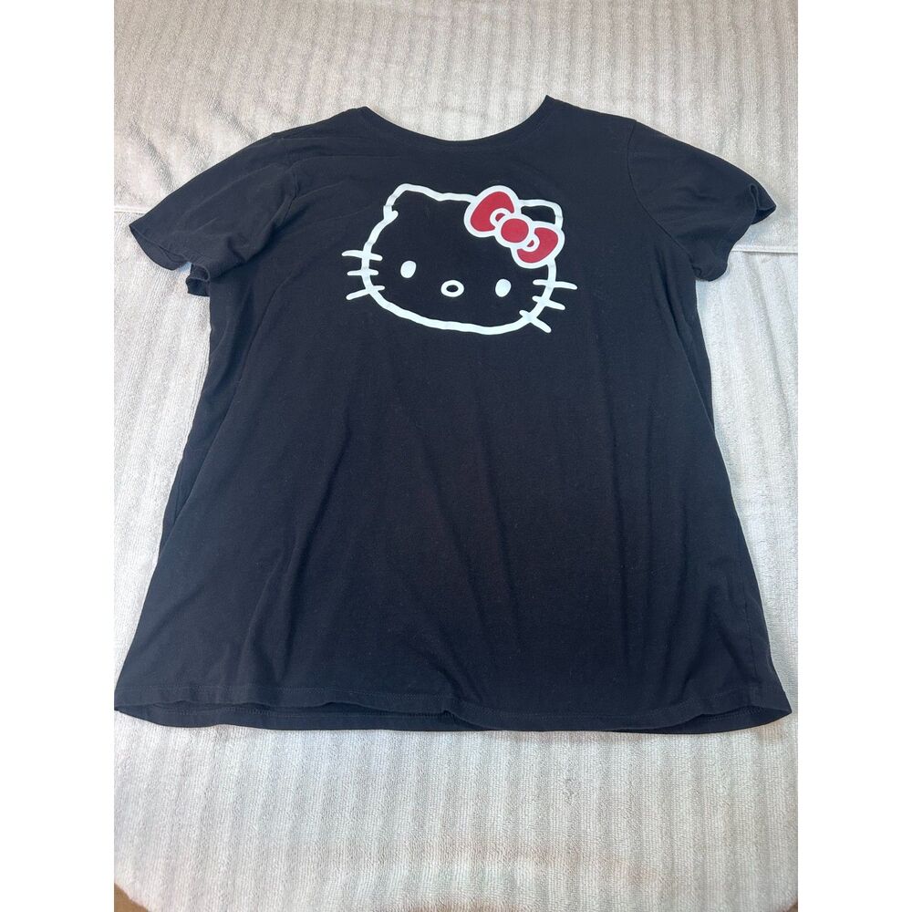Hello Kitty Black Graphic T-Shirt Womens M Sanrio Red Bow Casual Tee